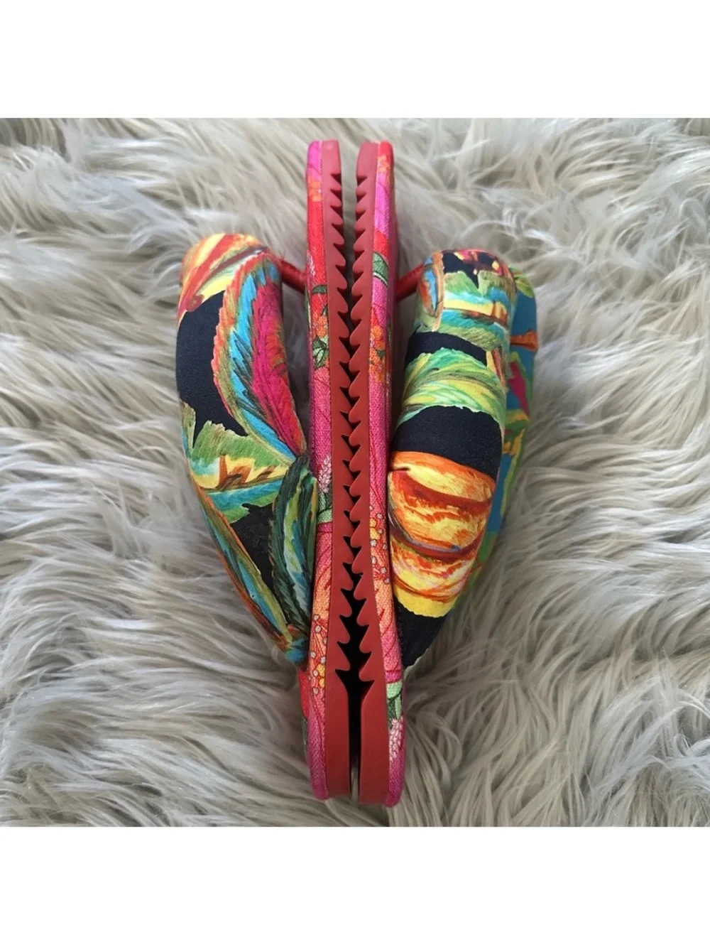 FARM RIO Multi Scarf Puffy Flip Flop Sandals Size 9 Vaca Luxe Resort Avant Garde